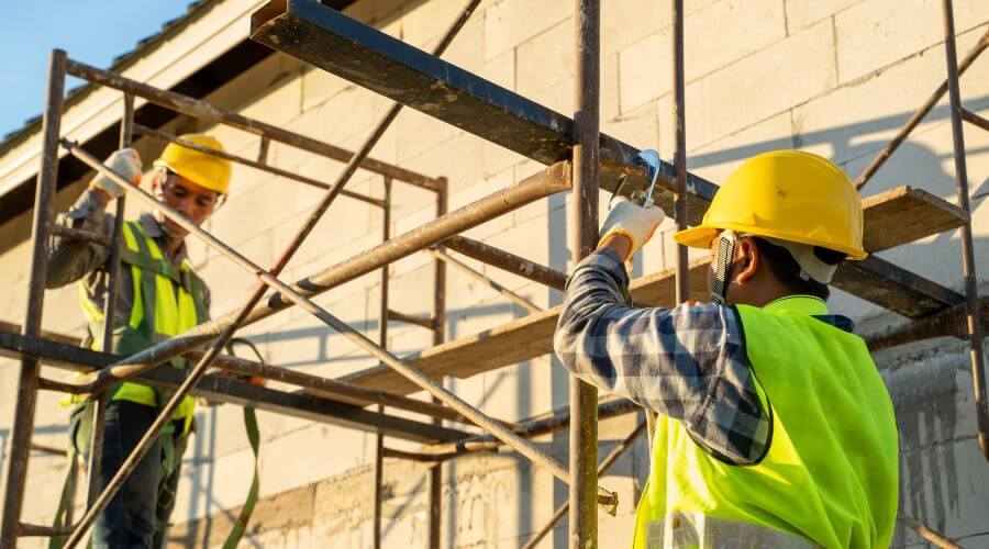 Professional residential roofers in Grimes, IA